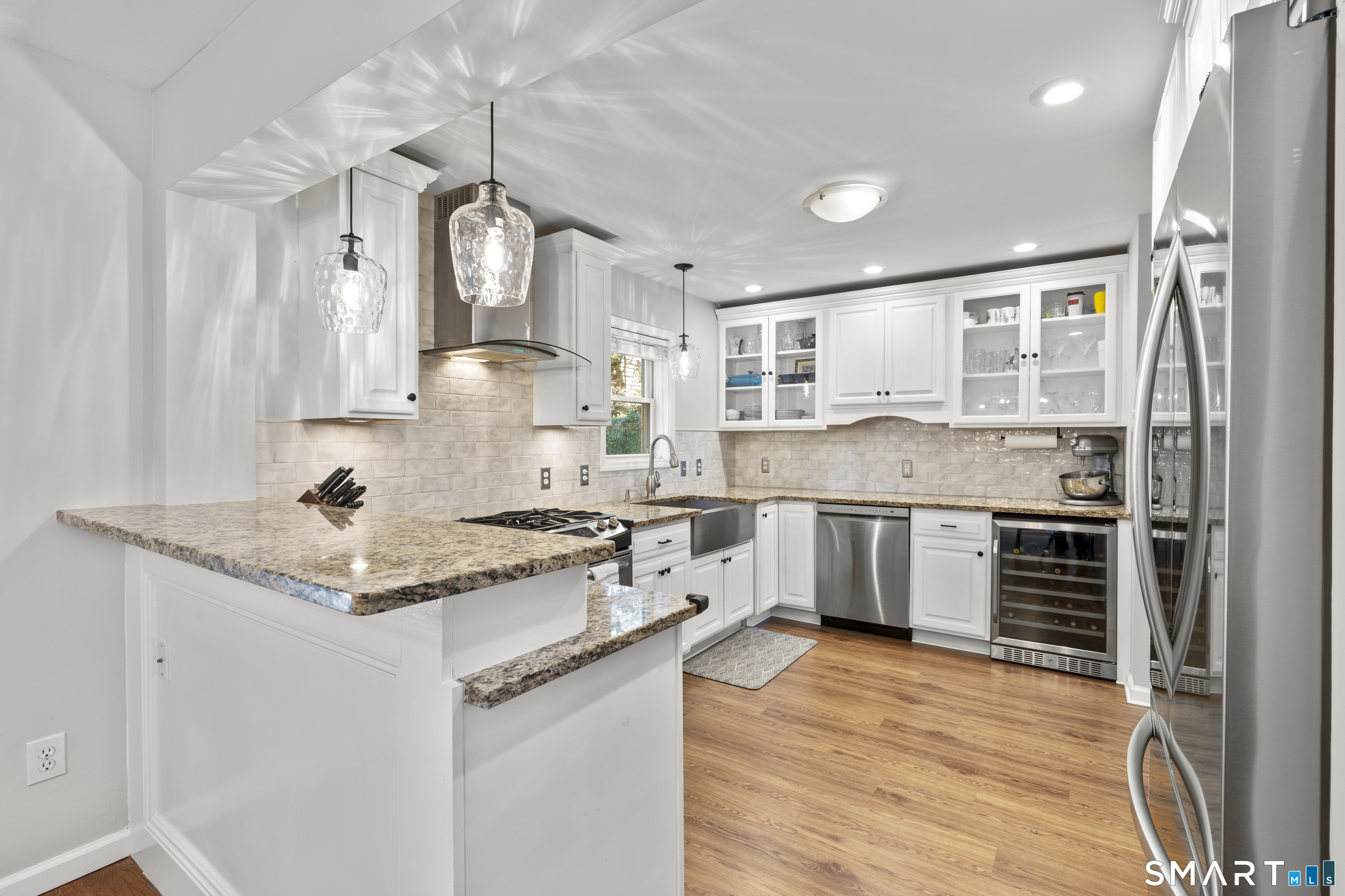 42 Highland Road, Unit 6 Stamford, CT 06902 - Photo 4 of 40