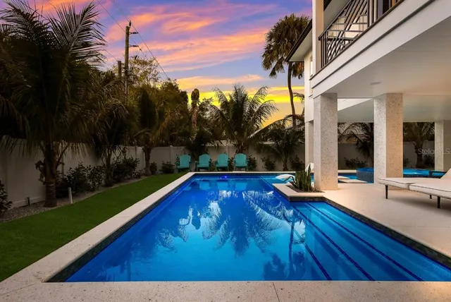 $3,490,000 | 408 Magnolia Avenue, Anna Maria, FL 34216