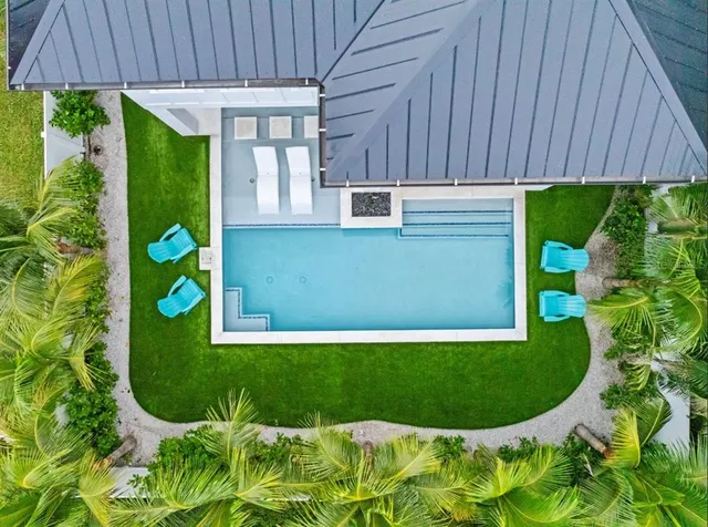 $3,490,000 | 408 Magnolia Avenue, Anna Maria, FL 34216