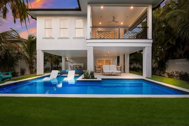 $3,490,000 | 408 Magnolia Avenue, Anna Maria, FL 34216