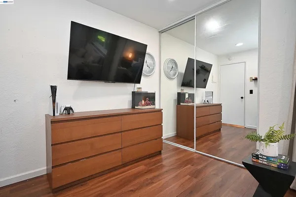 $499,000 | 28325 Winn Court, Unit 1, Hayward, CA 94544