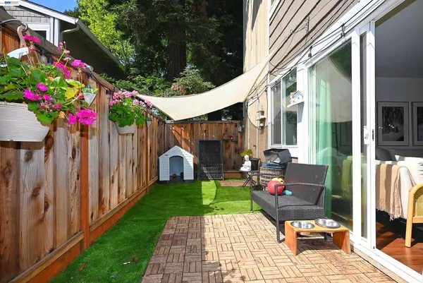 $499,000 | 28325 Winn Court, Unit 1, Hayward, CA 94544