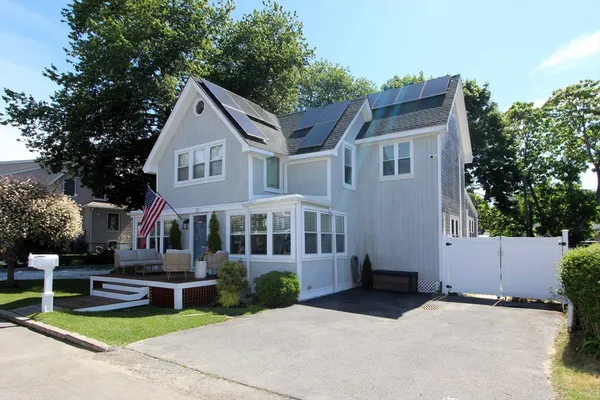 $925,000 | 22 Maple Street, Wareham, MA 02532