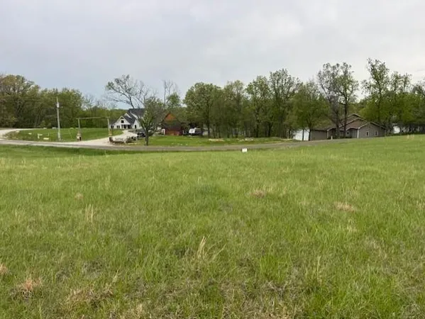 $25,000 | Lot 1607 Lake Viking Terrace, Gallatin, MO 64640