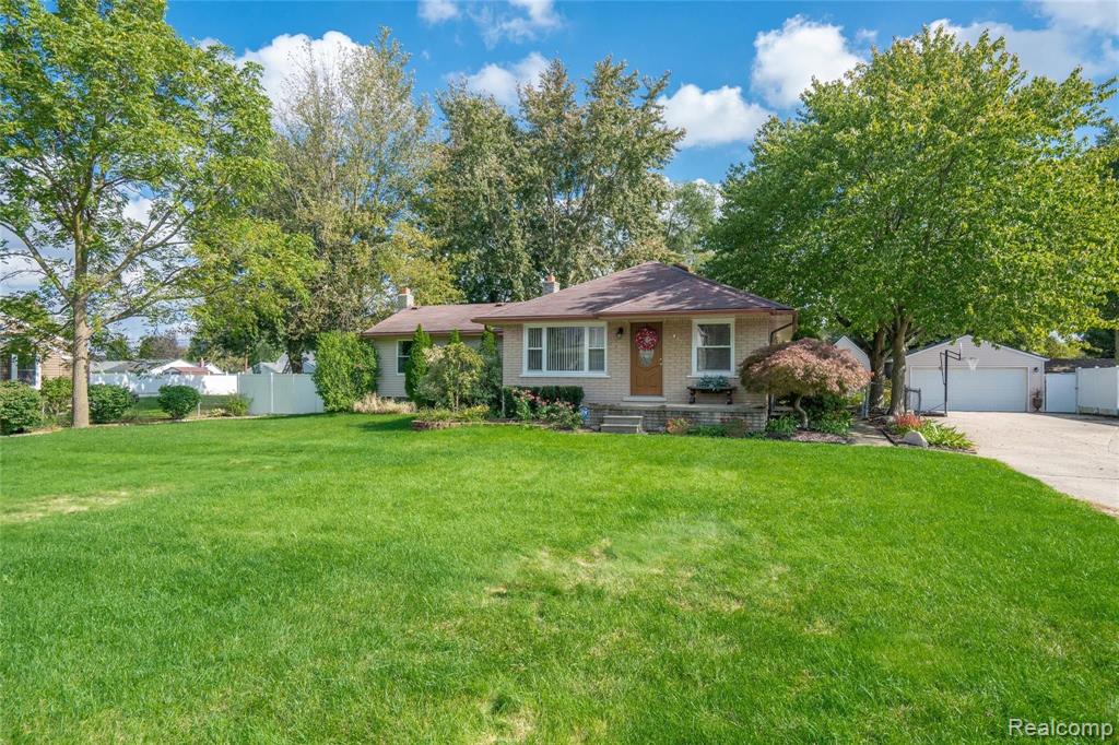 2447 Eastern Avenue Rochester Hills, MI 48307 - Photo 41 of 41