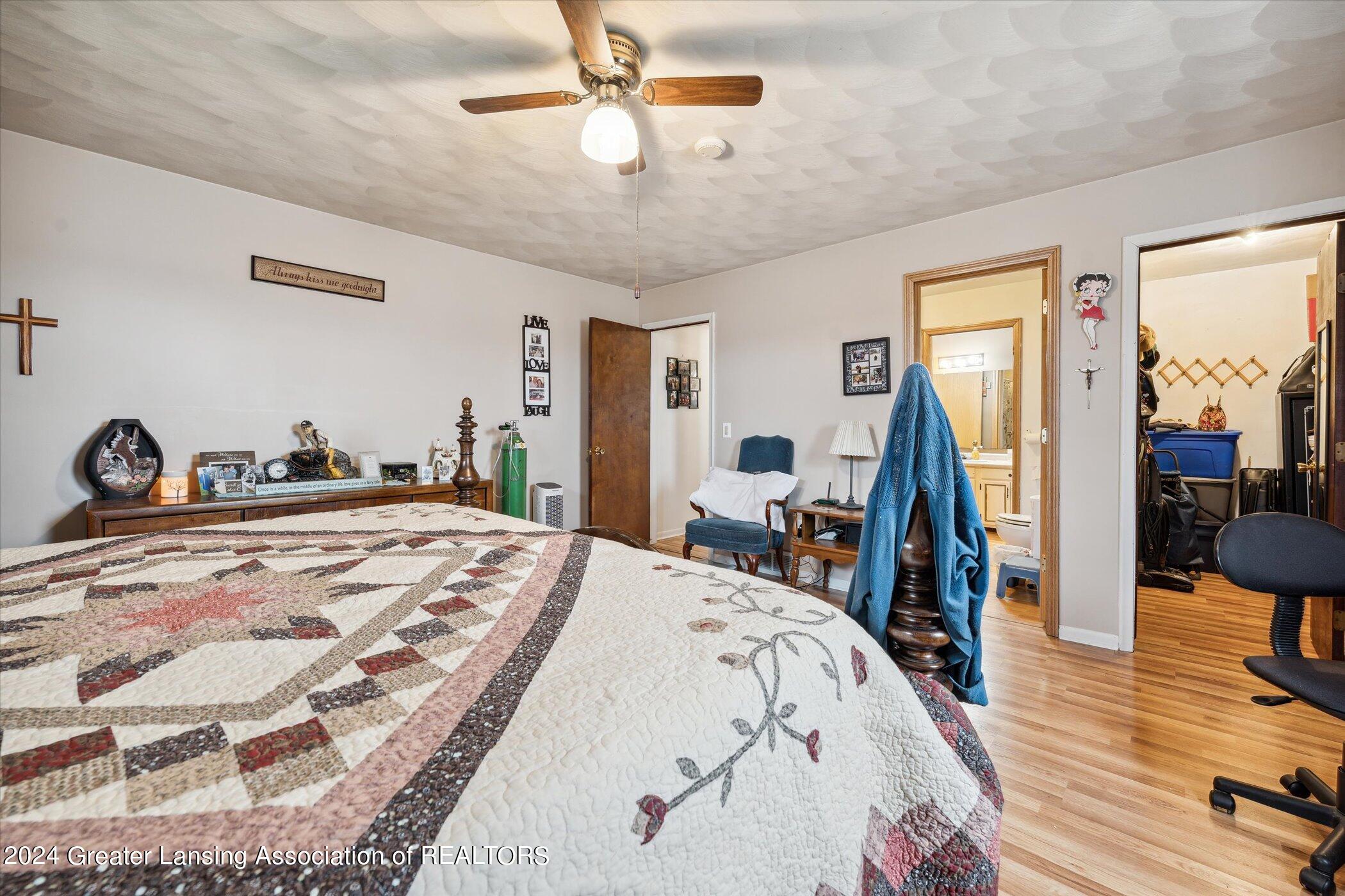 1810 West Jason Road Dewitt, MI 48820 - Photo 29 of 50 29-1810-W-Jason-Rd-DeWitt-MI-48820-Windo