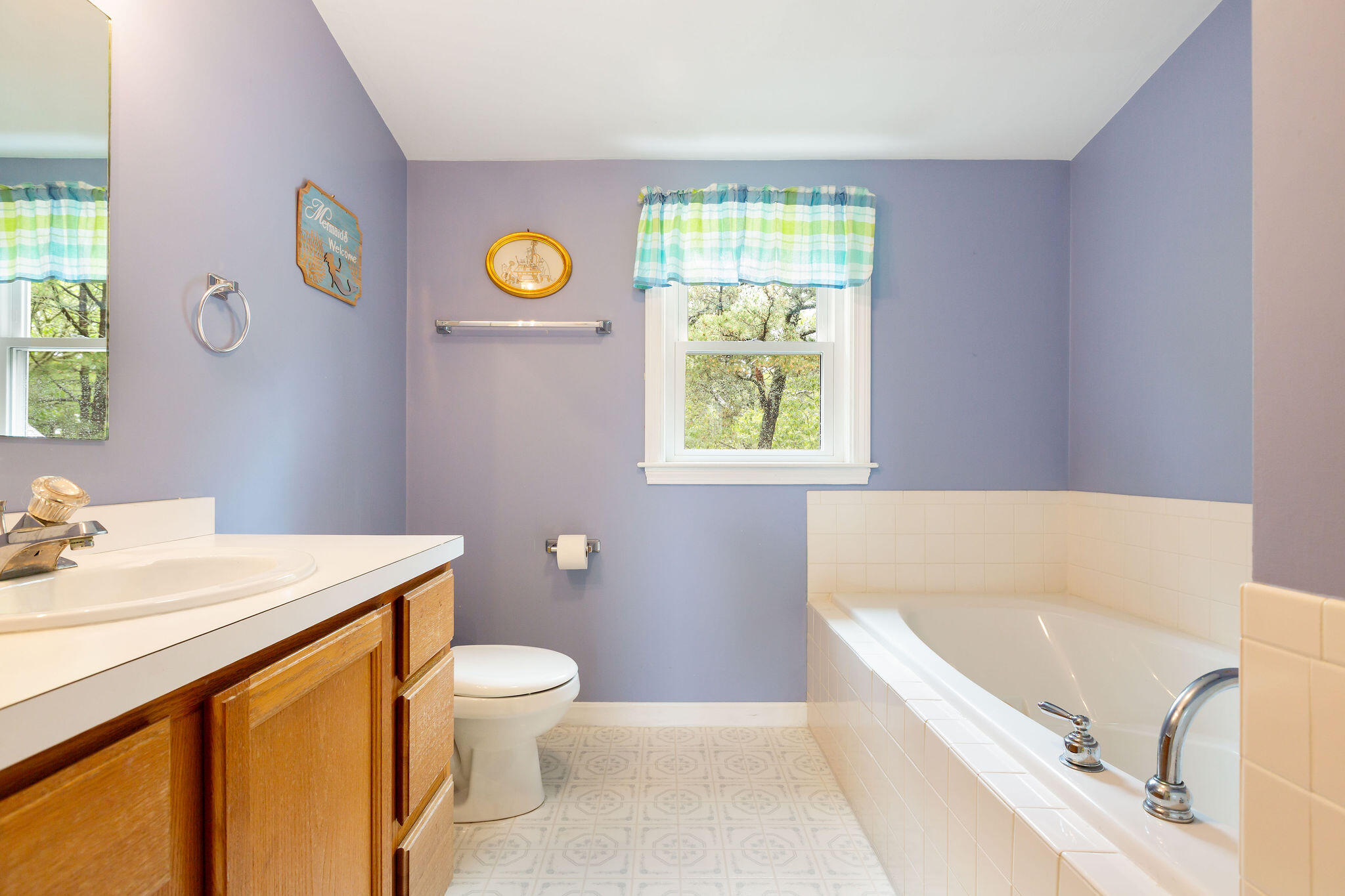 94 Pine View Drive Brewster, MA 02631 - Photo 40 of 51 a bathroom with a sink a toilet and a bathtub