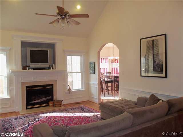 1380 Quarter Mill Court Powhatan, VA 23139 - Photo 4 of 12 Den/Family/Great Room - Two story Great room with