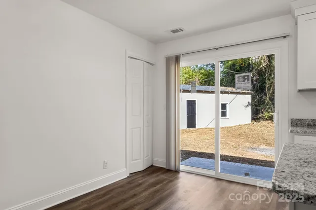 $2,150 | 815 Sharon Drive, Waxhaw, NC 28173