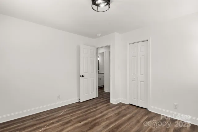 $2,150 | 815 Sharon Drive, Waxhaw, NC 28173