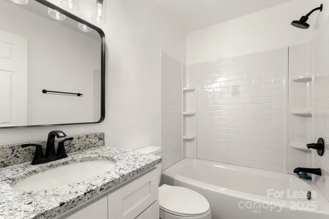 $2,150 | 815 Sharon Drive, Waxhaw, NC 28173