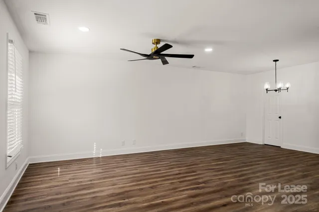 $2,150 | 815 Sharon Drive, Waxhaw, NC 28173