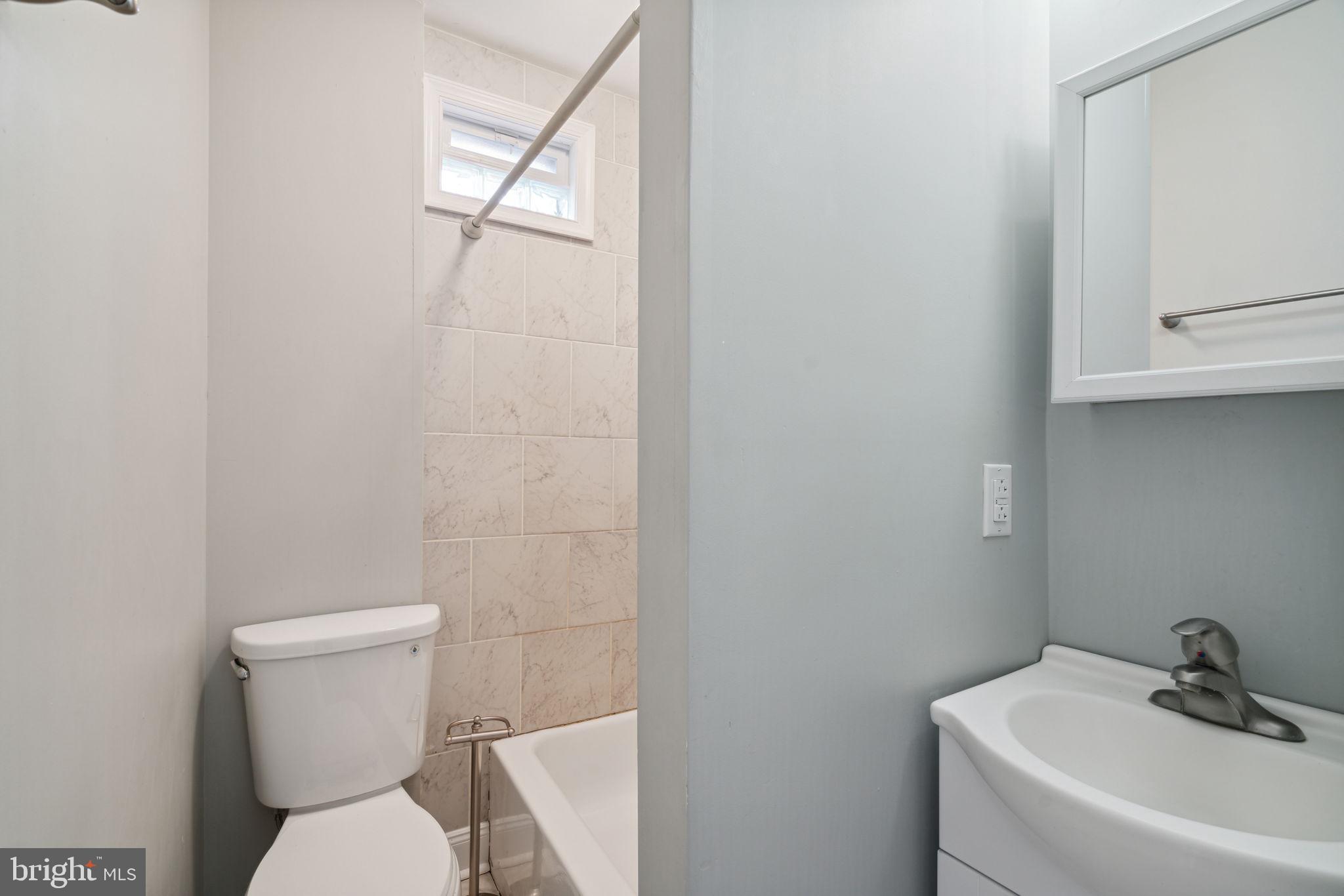 37 East Collom Street Philadelphia, PA 19144 - Photo 19 of 27