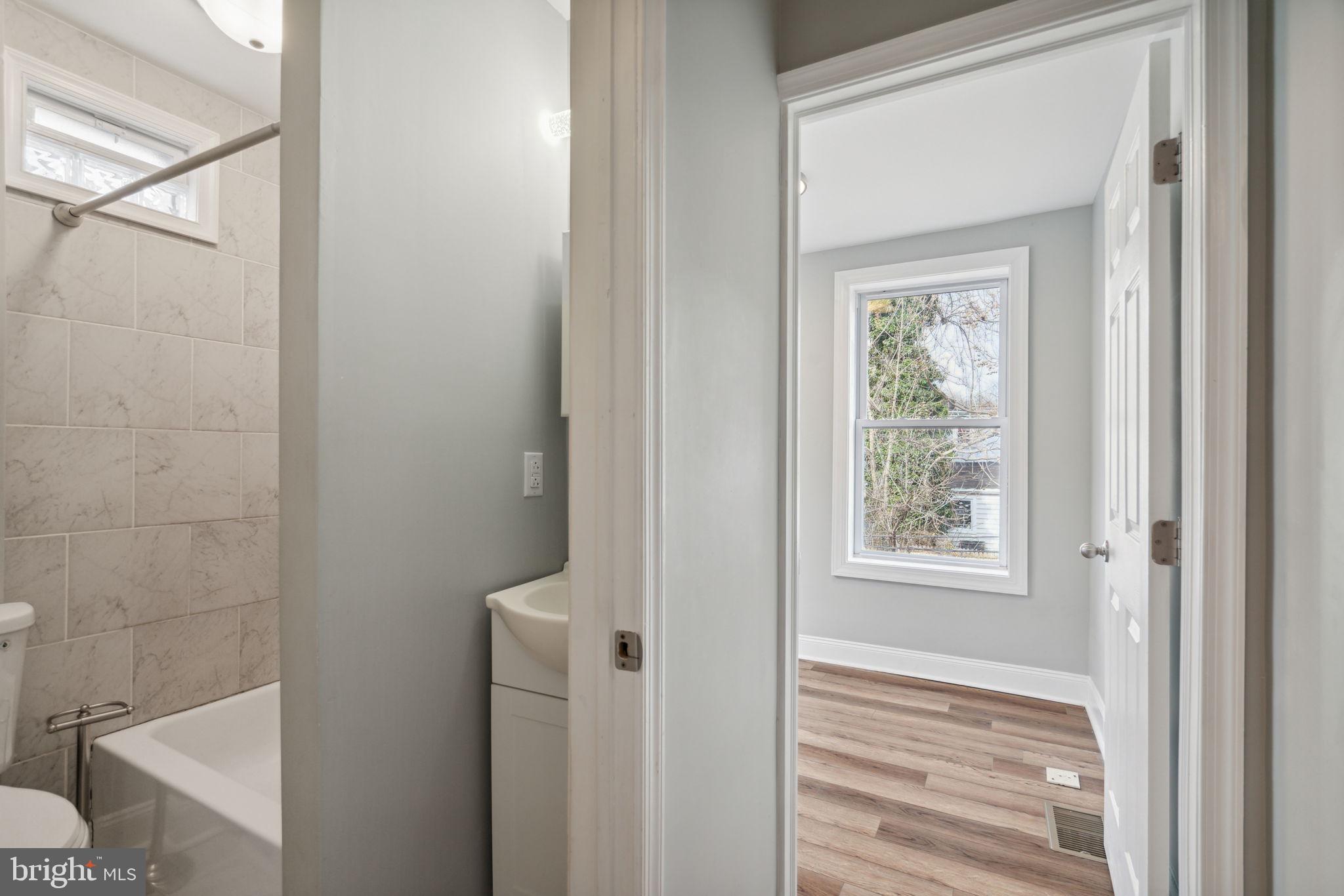 37 East Collom Street Philadelphia, PA 19144 - Photo 20 of 27