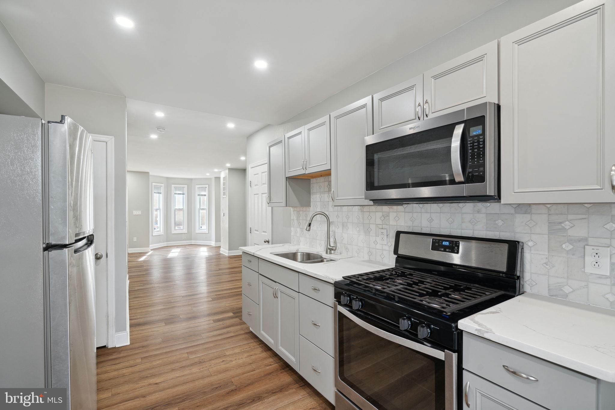 37 East Collom Street Philadelphia, PA 19144 - Photo 7 of 27