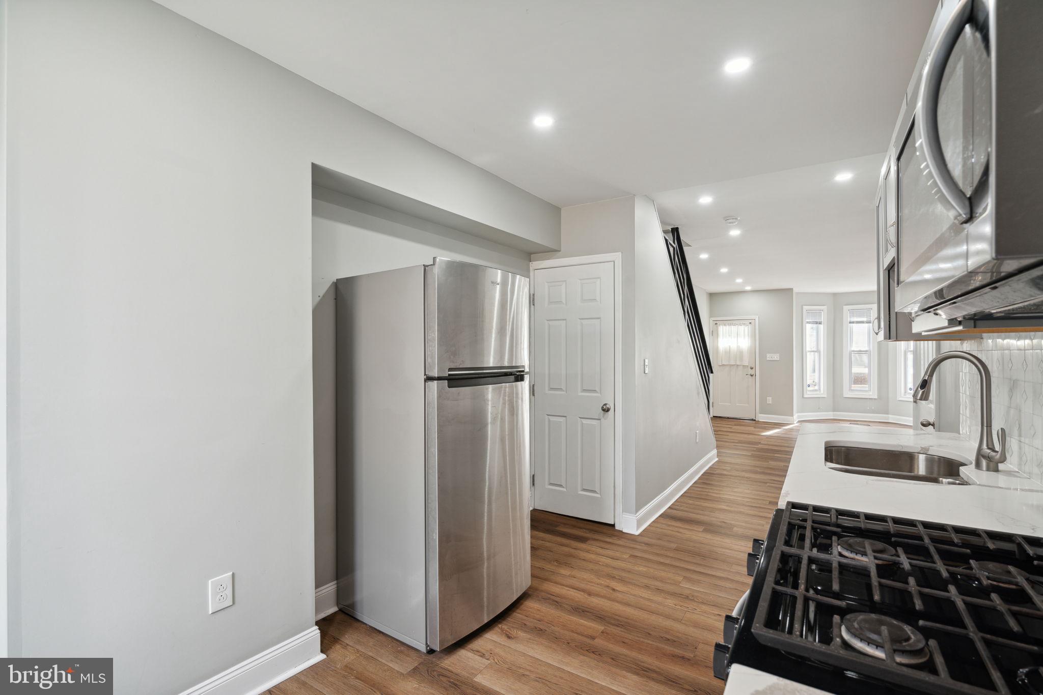 37 East Collom Street Philadelphia, PA 19144 - Photo 8 of 27