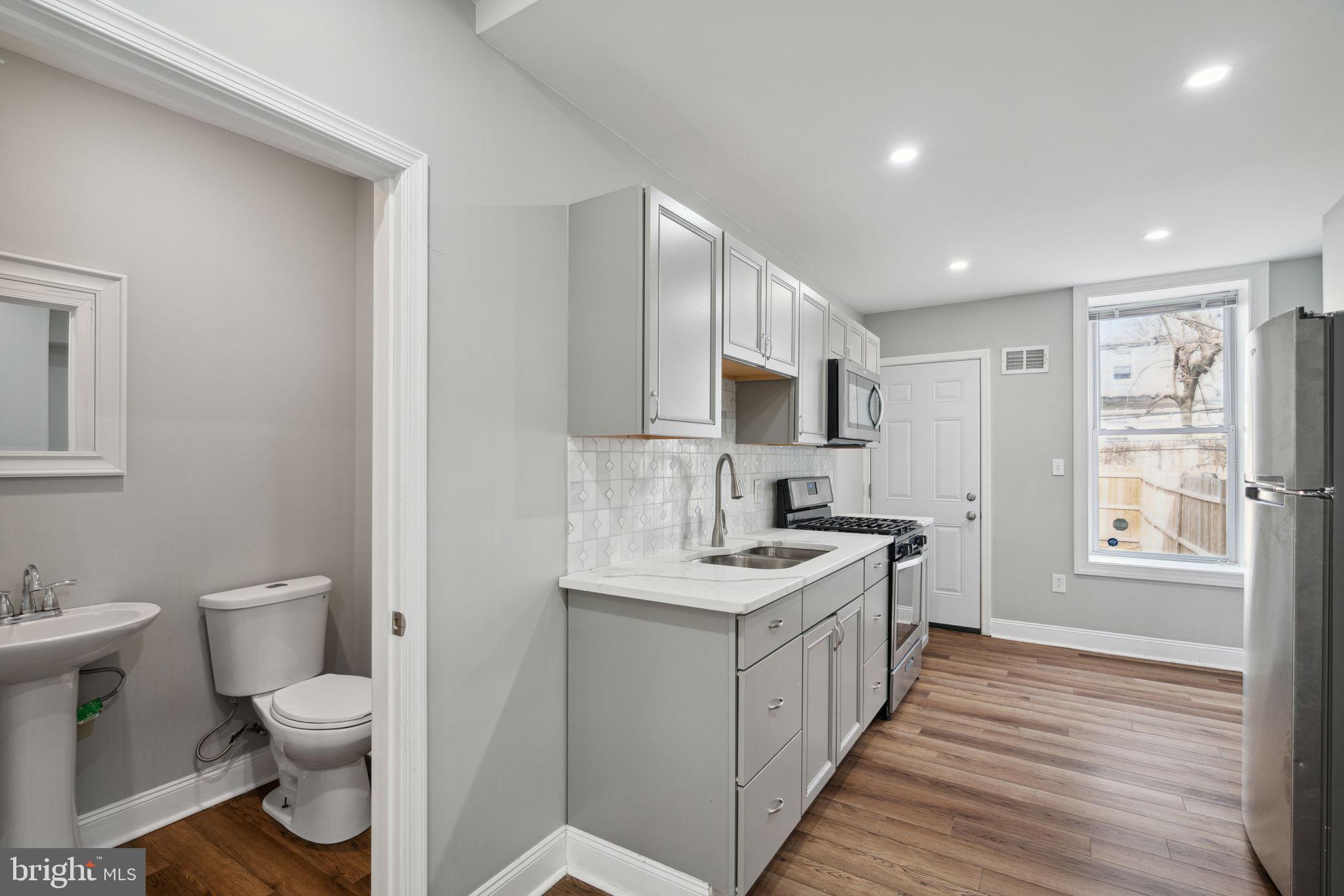 37 East Collom Street Philadelphia, PA 19144 - Photo 10 of 27