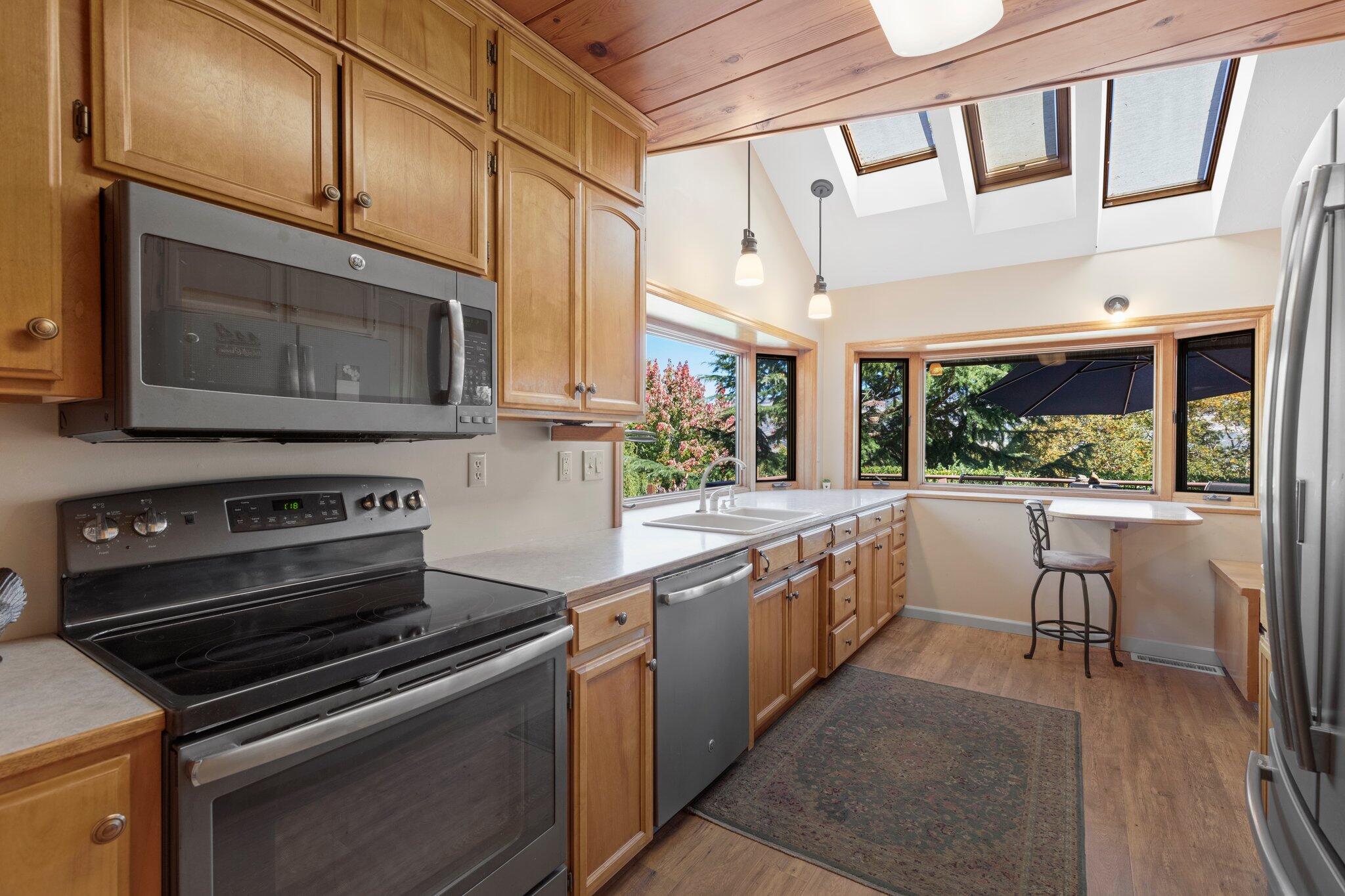 6062 Adams Road Talent, OR 97540 - Photo 7 of 75 51-web-or-mls-WCIL0284
