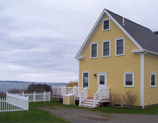 11 High Street Lubec, ME 04652 - Photo 1 of 10 Exterior Front.