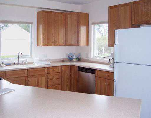 11 High Street Lubec, ME 04652 - Photo 4 of 10 Kitchen.