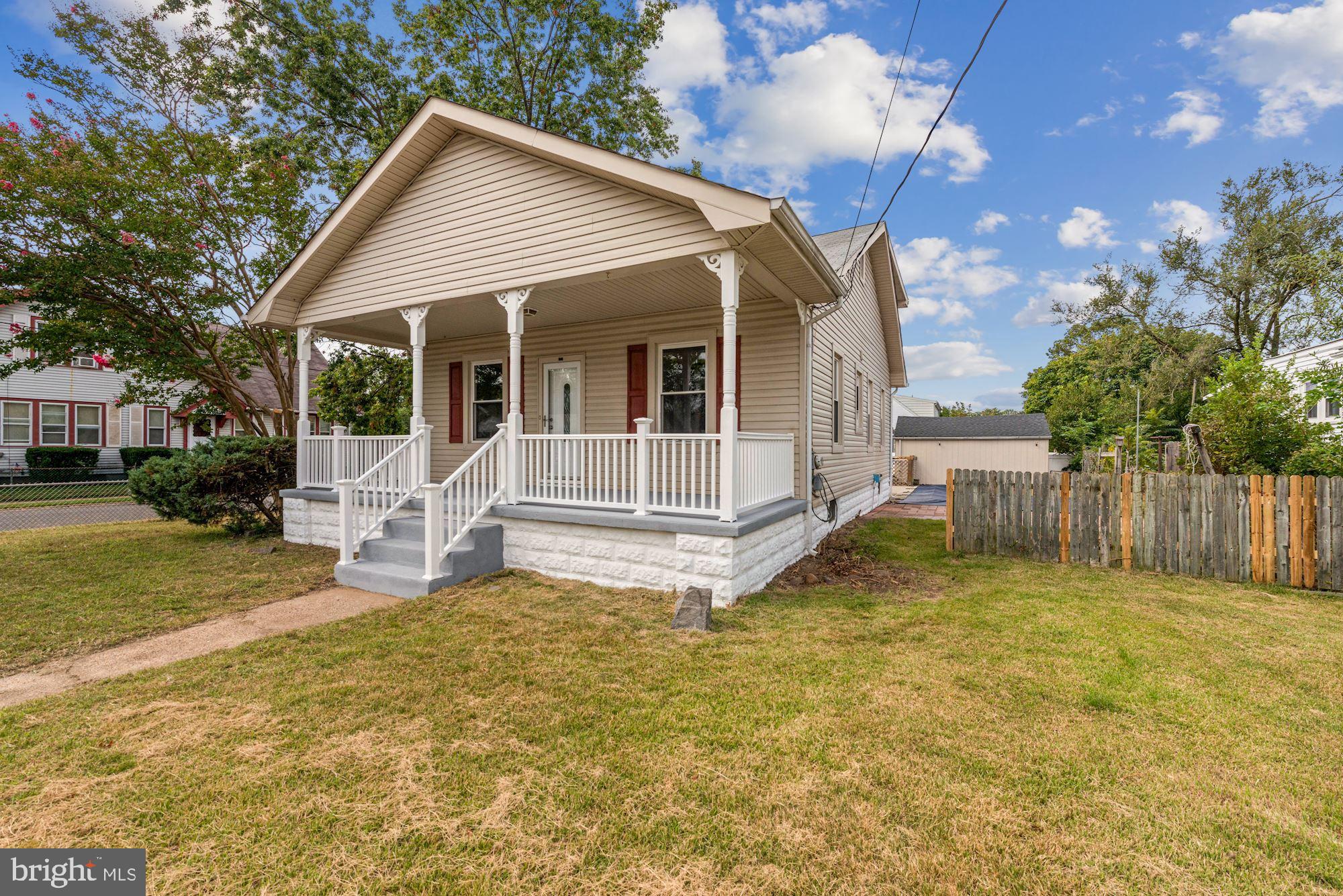 257 Hooker Street Riverside, NJ 08075 - Photo 2 of 29