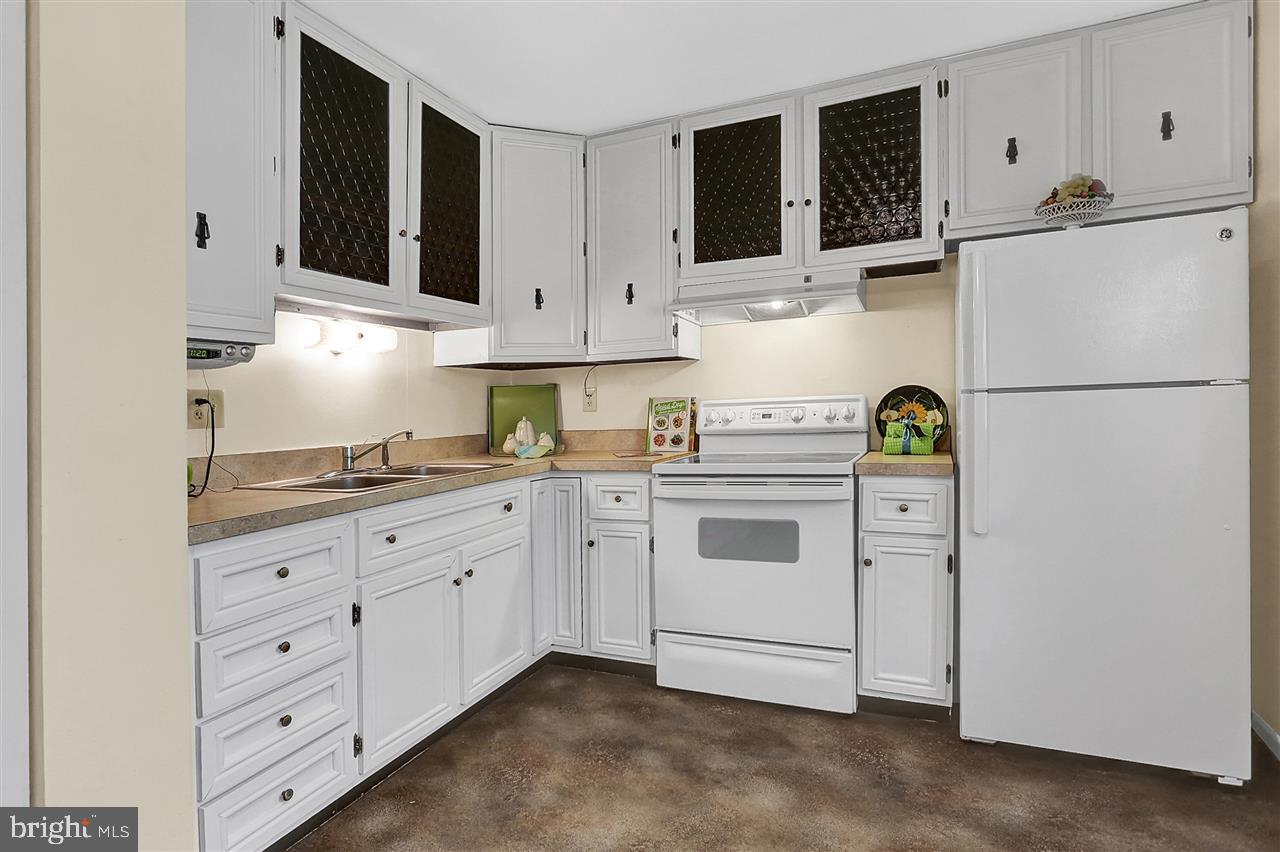 257 West Ridge Street Carlisle, PA 17013 - Photo 8 of 24 Gallery Image 8