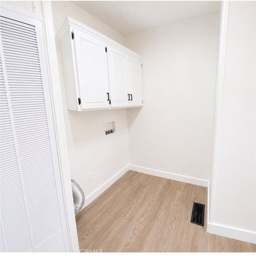1638 Calavo Road, Unit 63 Fallbrook, CA 92028 - Photo 15 of 15 Laundry Room