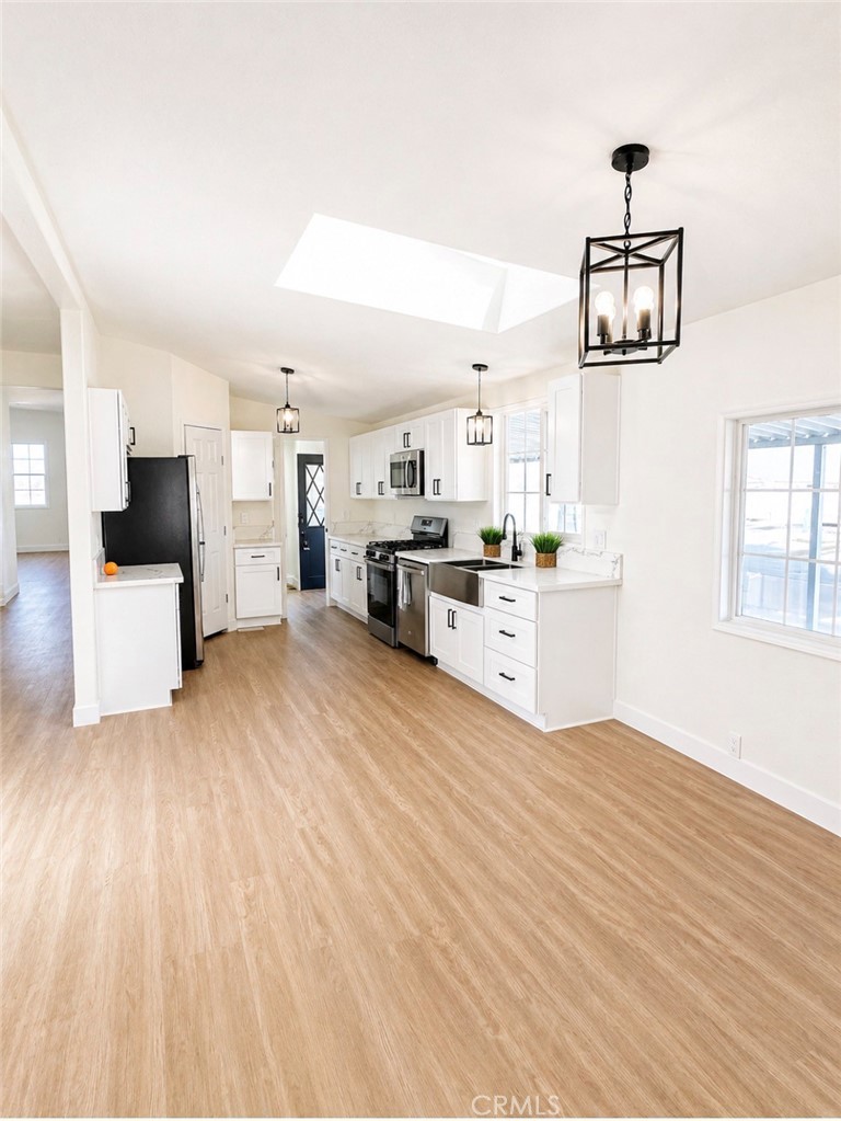 1638 Calavo Road, Unit 63 Fallbrook, CA 92028 - Photo 6 of 15 Kitchen