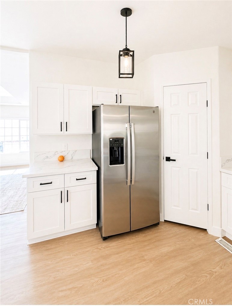 1638 Calavo Road, Unit 63 Fallbrook, CA 92028 - Photo 8 of 15 Kitchen