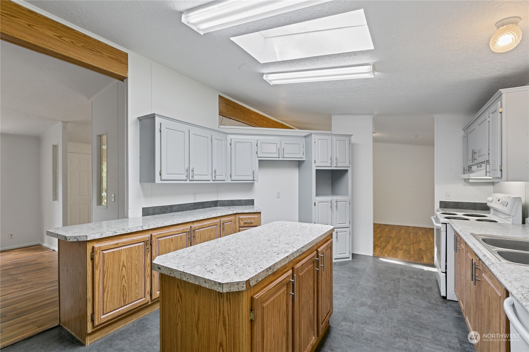 44108 Fir Road Gold Bar, WA 98251 - Photo 8 of 34 Gallery Image 8