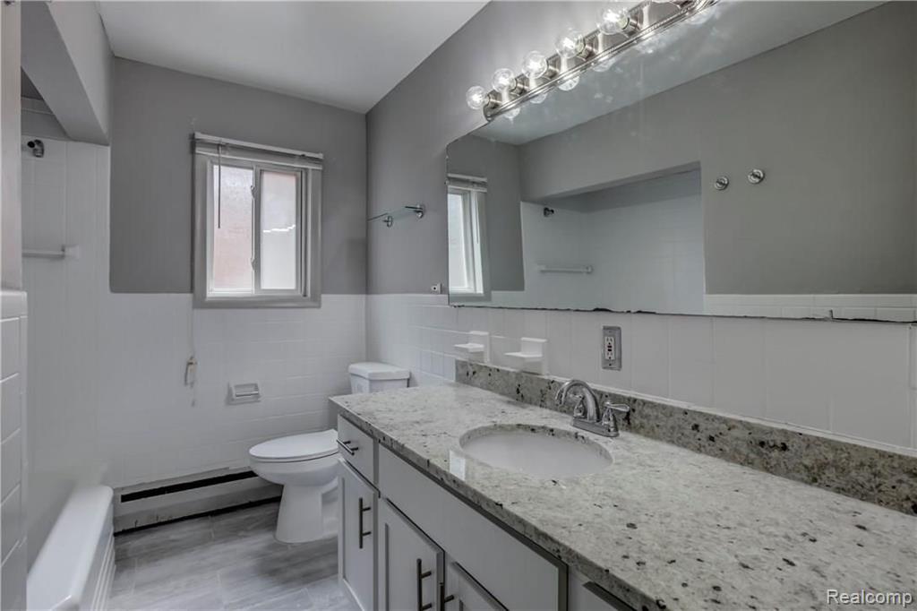 649 West Maple Road, Unit 6491 Clawson, MI 48017 - Photo 14 of 17