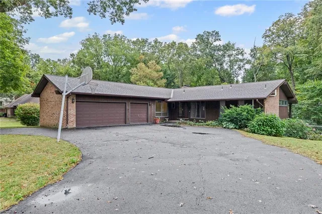 $349,000 | 6851 Garfield Drive, Kansas City, KS 66102