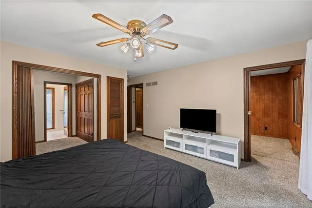 $349,000 | 6851 Garfield Drive, Kansas City, KS 66102