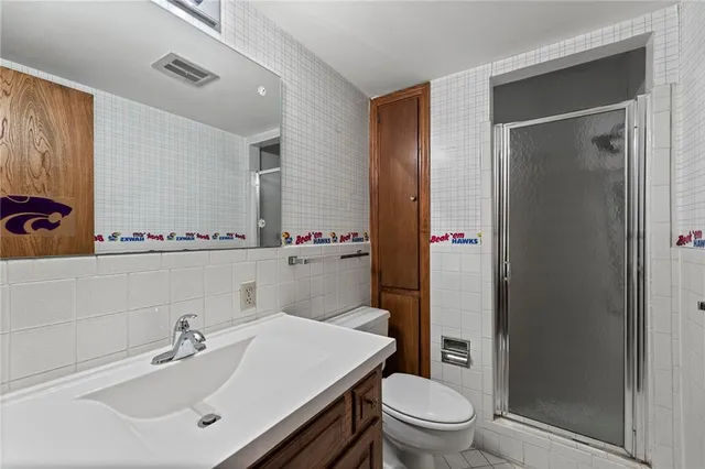 $349,000 | 6851 Garfield Drive, Kansas City, KS 66102