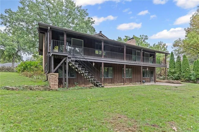 $349,000 | 6851 Garfield Drive, Kansas City, KS 66102