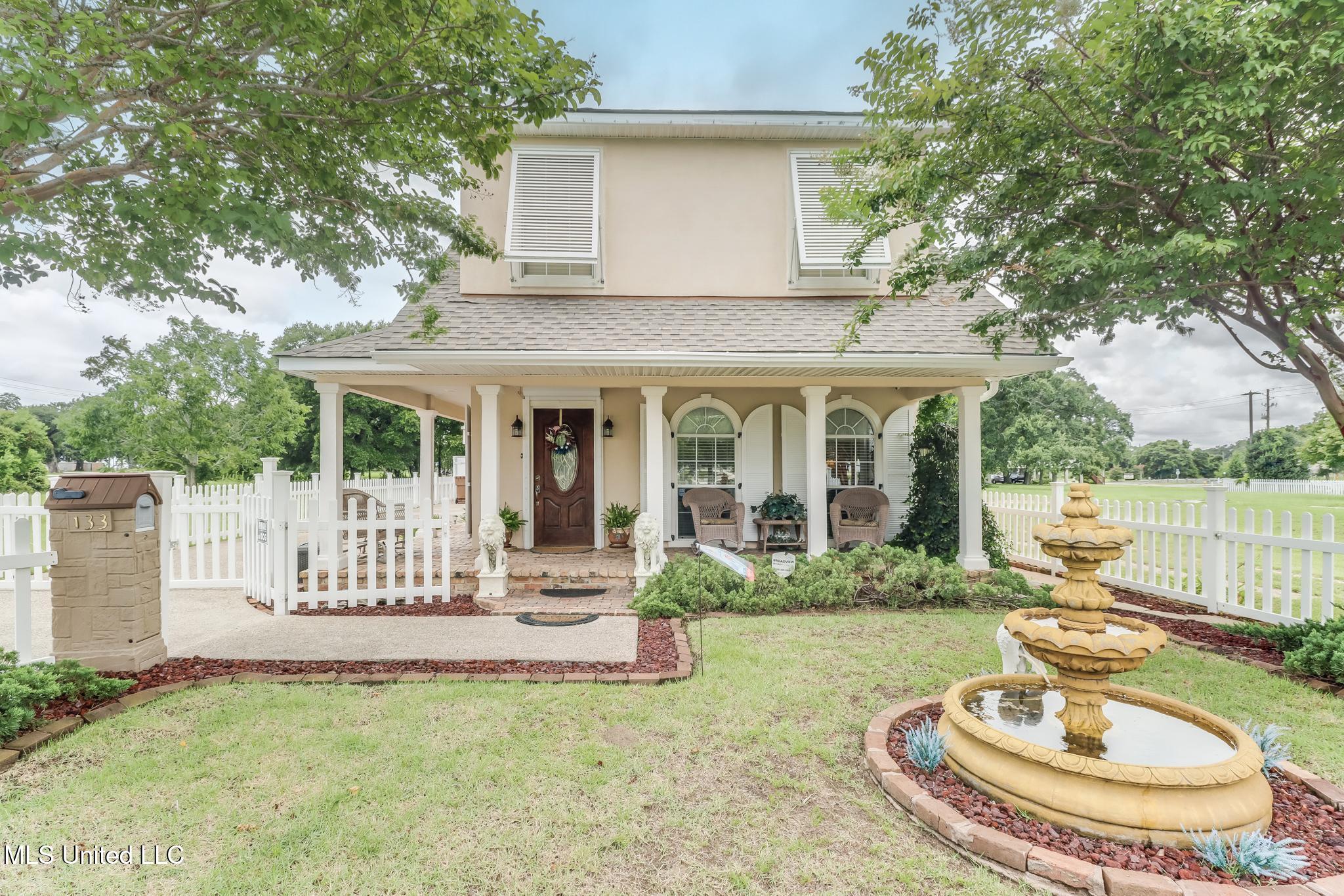 133 Myrtle Street Biloxi, MS 39530 - Photo 2 of 56 Front View