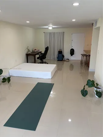 $2,000 | 1631 Northeast 114th Street, Unit 305, North Miami, FL 33181
