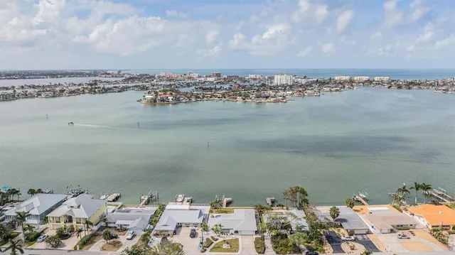$1,200,000 | 7092 Shore Drive South, St. Petersburg, FL 33707