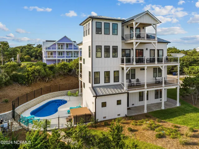 $2,950,000 | 101 Melaine Street, Emerald Isle, NC 28594