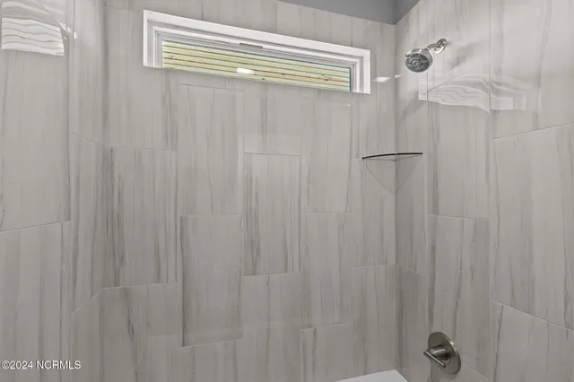 $2,950,000 | 101 Melaine Street, Emerald Isle, NC 28594