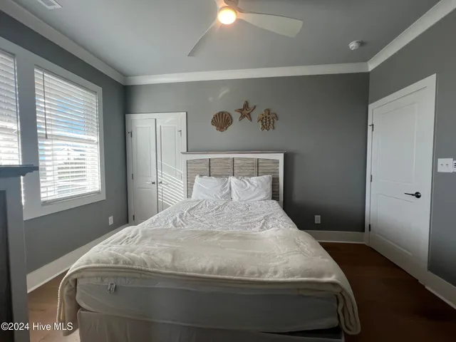 $2,950,000 | 101 Melaine Street, Emerald Isle, NC 28594