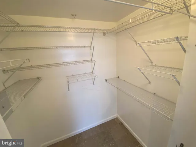 $3,800 | 3835 9th Street North, Unit PH6W, Arlington, VA 22203