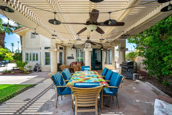 a view of outdoor space yard deck and patio