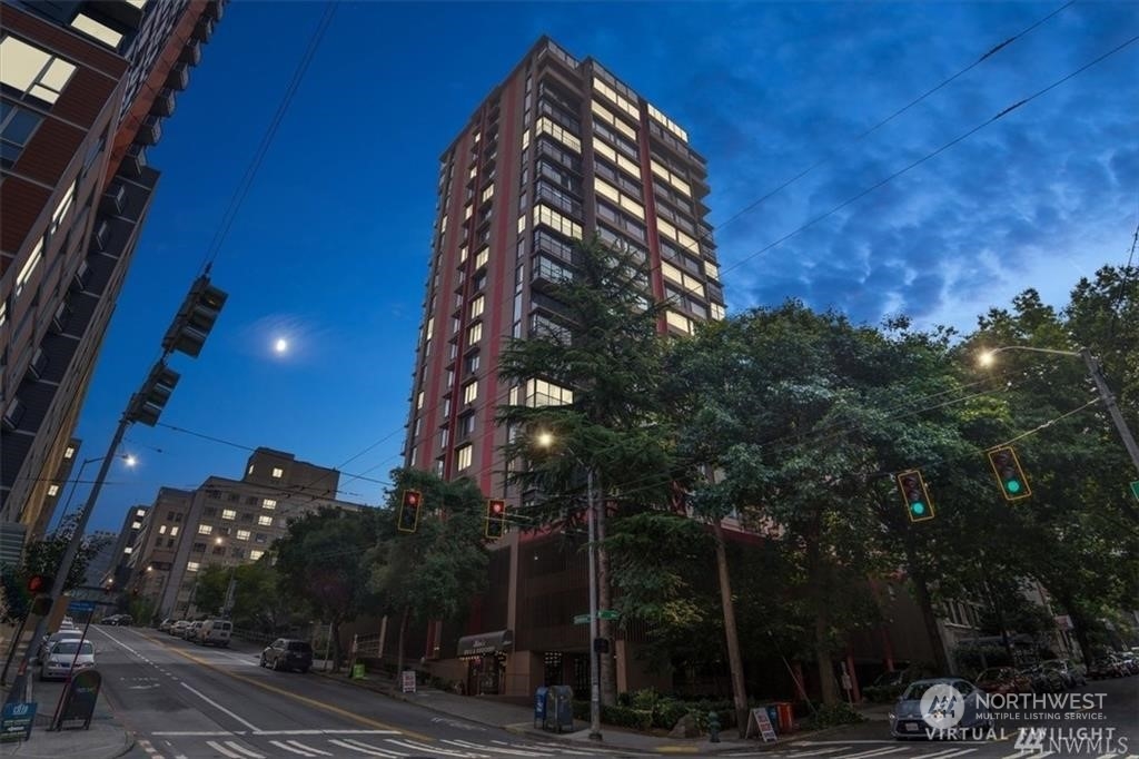 1120 8th Avenue, Unit 1601 Seattle, WA 98101 - Photo 2 of 30 a view of a building