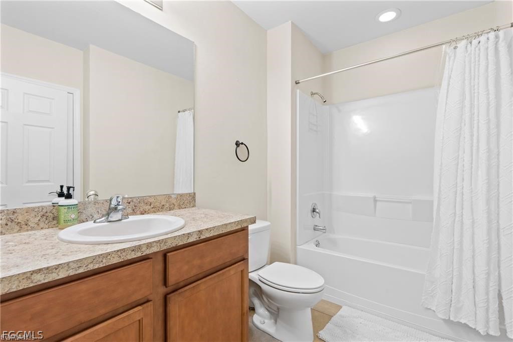 8231 Gopher Tortoise Trail Lehigh Acres, FL 33972 - Photo 7 of 31