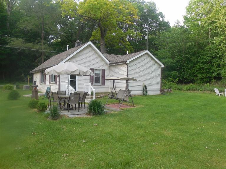 1908 Darwin Road Pinckney, MI 48169 - Photo 3 of 24 Photo 3