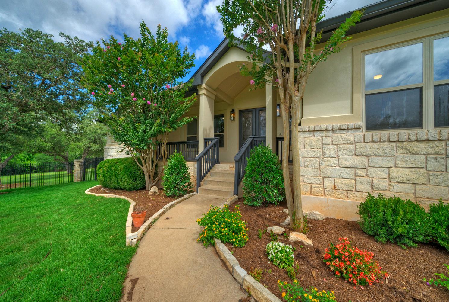 12012 Uplands Ridge Drive Bee Cave, TX 78738 - Photo 3 of 39