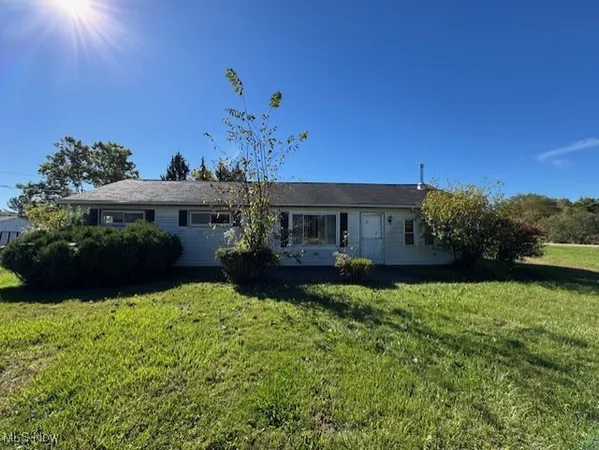 $155,000 | 14895 Gar Highway, Chardon, OH 44024