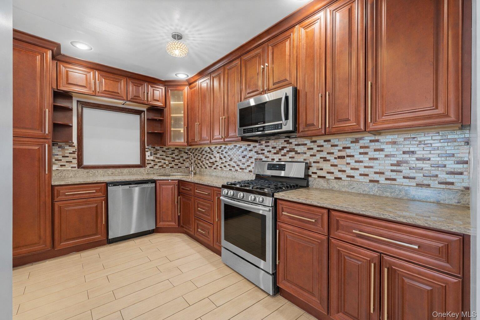 13301 226th Street Queens, NY 11413 - Photo 15 of 50