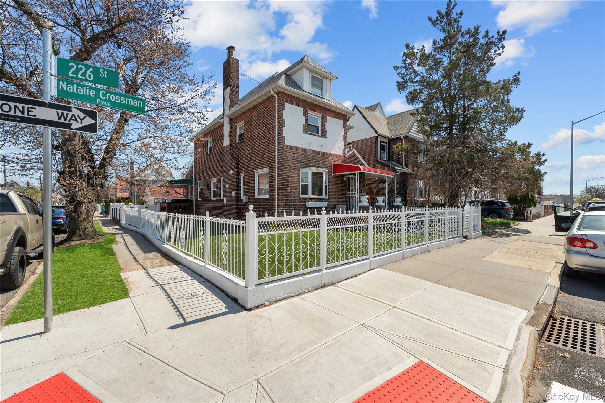 13301 226th Street Queens, NY 11413 - Photo 2 of 50